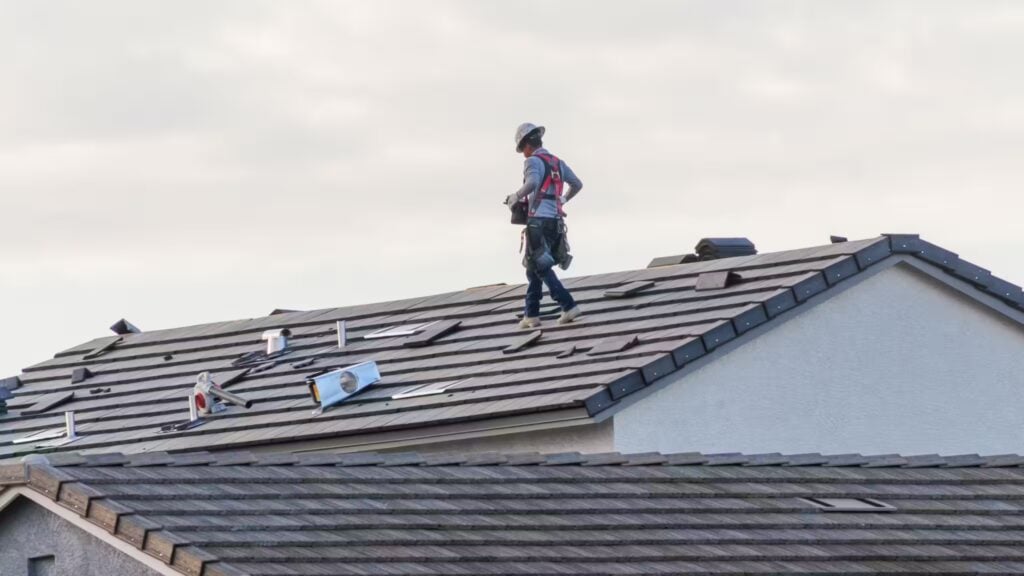 Create a Roofing Business Plan